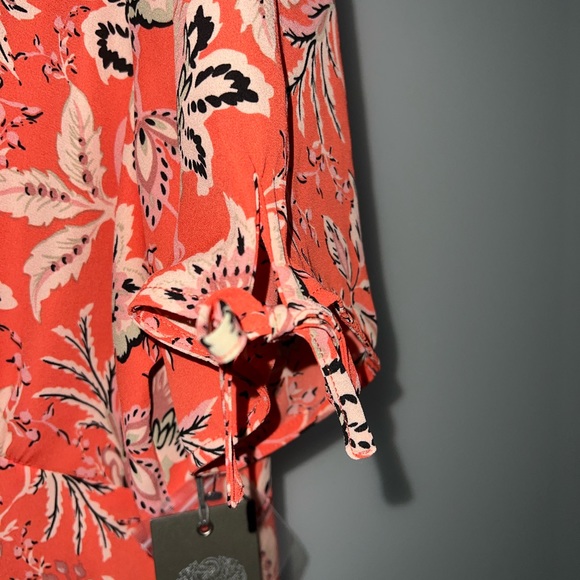 Vince Camuto Floral Blouse - Picture 4 of 5